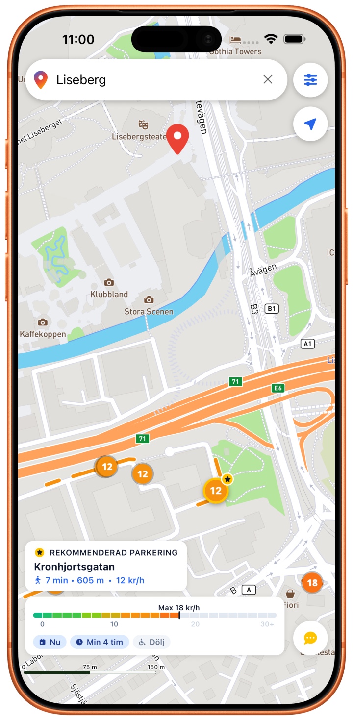Kartvyn i Rutis med Liseberg i Göteborg som destination, markerat med en röd nål. Runt den ligger parkeringarna som färgade markörer med priset i kronor per timme utskrivet i sig, orange tolvor och artonor. Rutis förslag är ringat i guld med en stjärna, och ett kort nere i bild namnger det: Kronhjortsgatan, sju minuters promenad, 605 meter, 12 kronor i timmen.